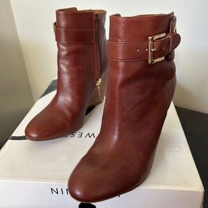 Nine West Zapper Cognac Wedge Booties